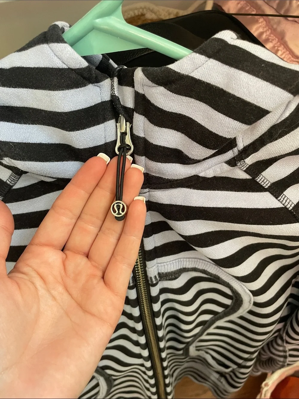 Vintage lululemon zip up - Picture 5 of 6